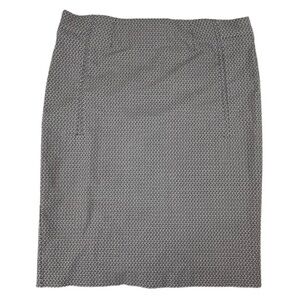 Cato Stretch Form Fitting Knee-length Black and White Pattern Pencil Skirt